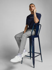model_shot-creative
