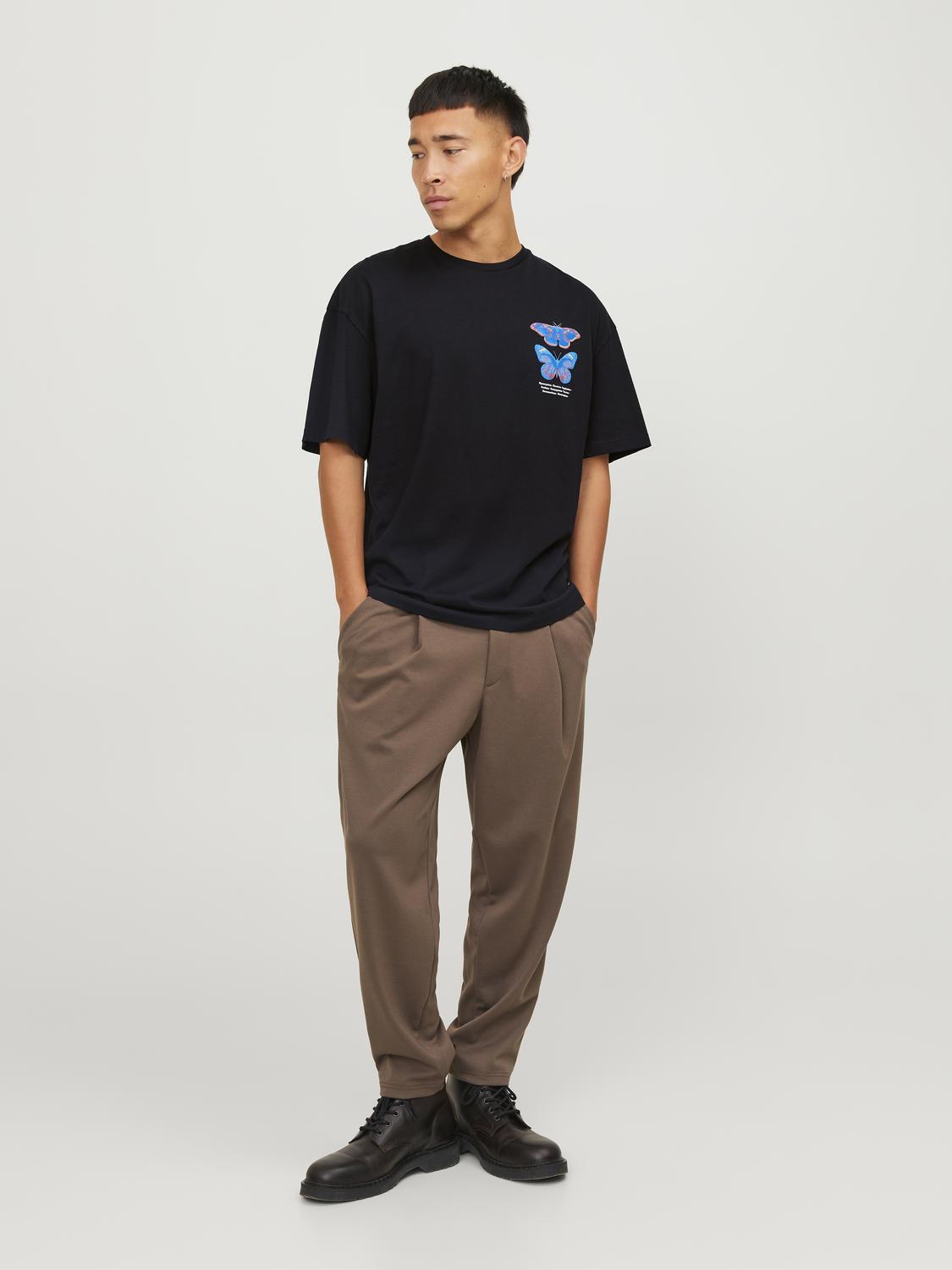 model_shot-front_full