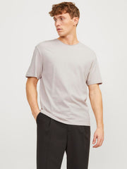 model_shot-front