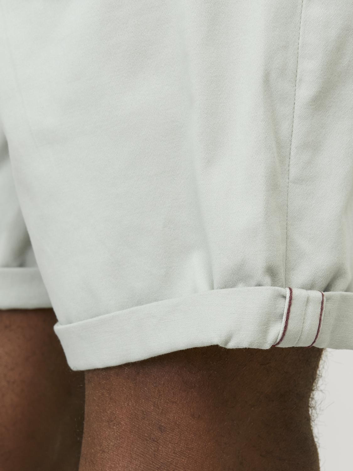 model_shot-detail