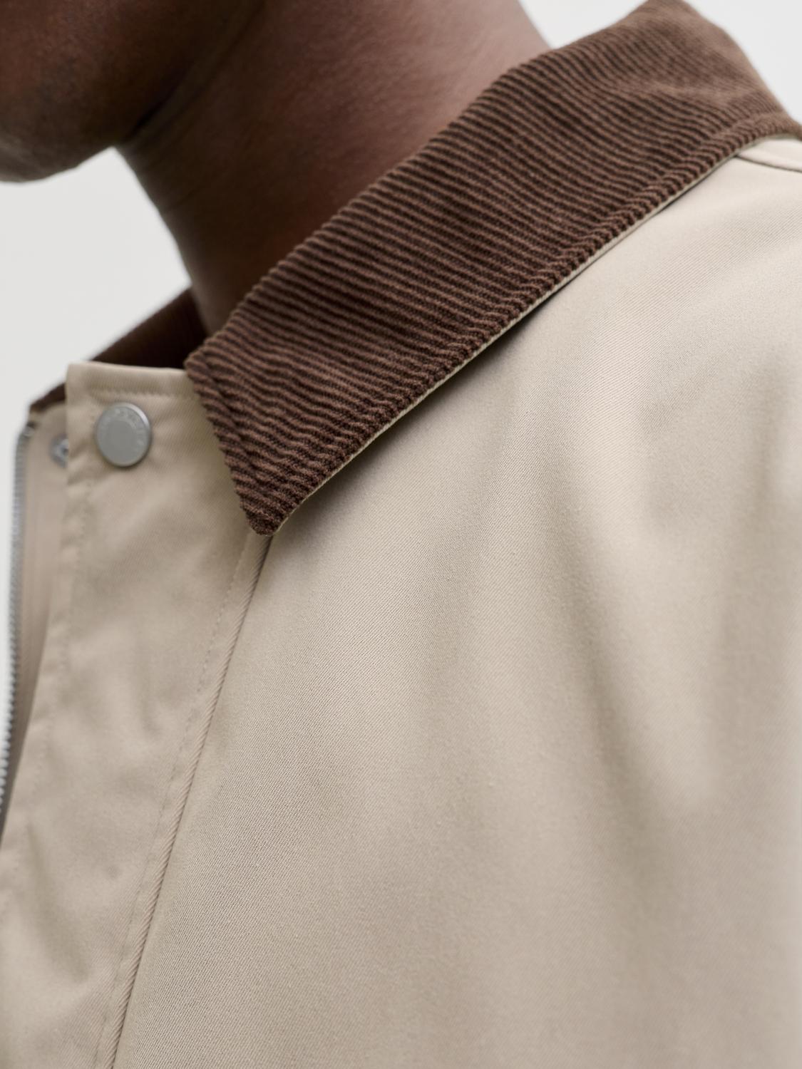 model_shot-detail