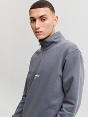 model_shot-creative