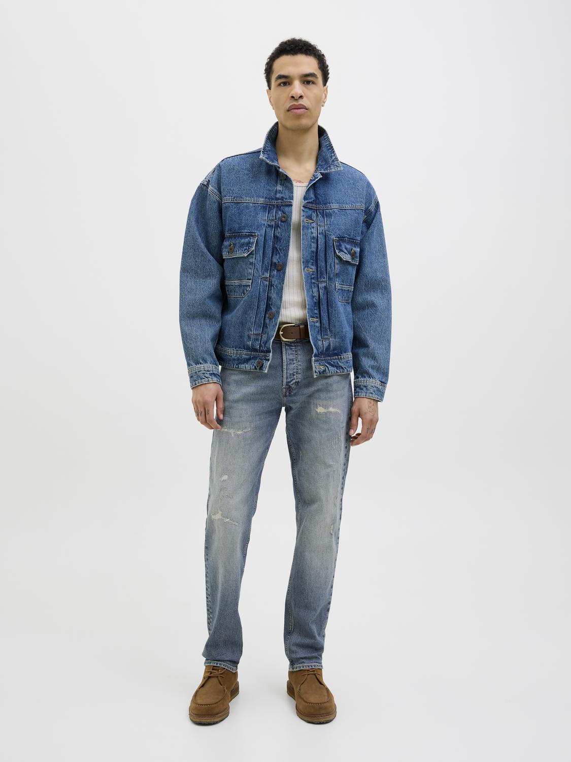 بنطال جينز رجالي أزرق من الأمام