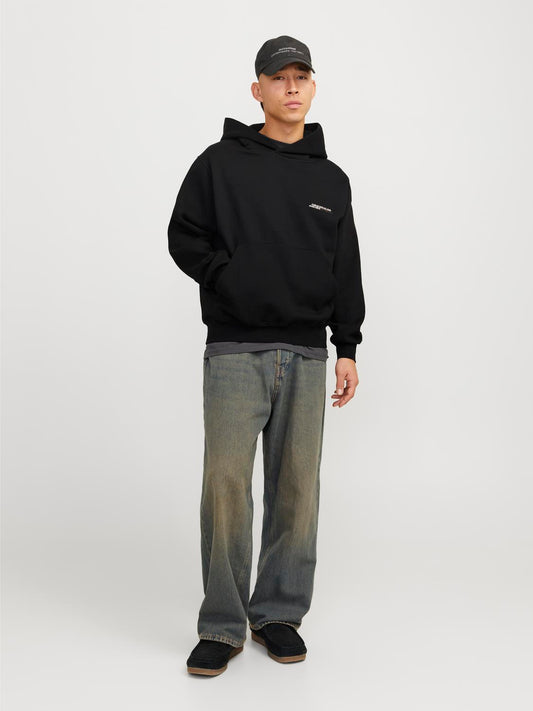 model_shot-front_full