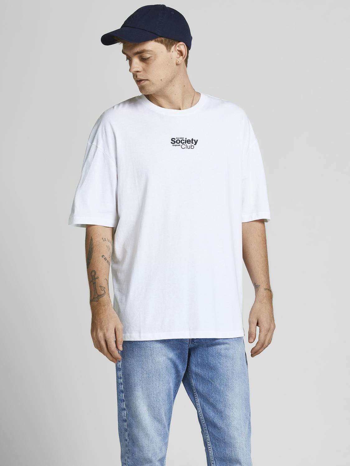 model_shot-front