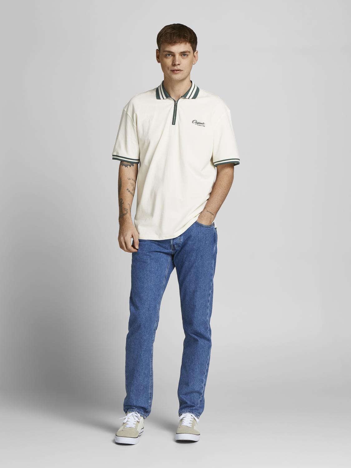 model_shot-front_full