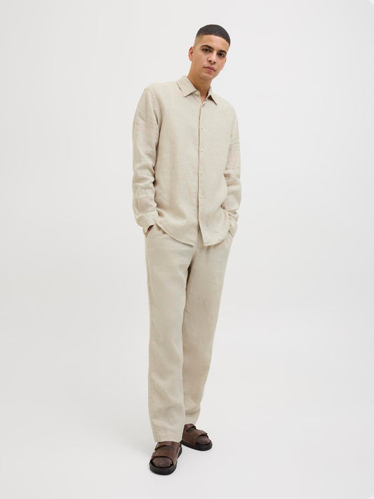 model_shot-front_full