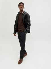 model_shot-creative