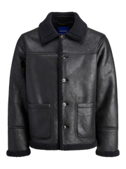 جاكيت أسود شتوي بياقة منتشرة بتصميم أنيق