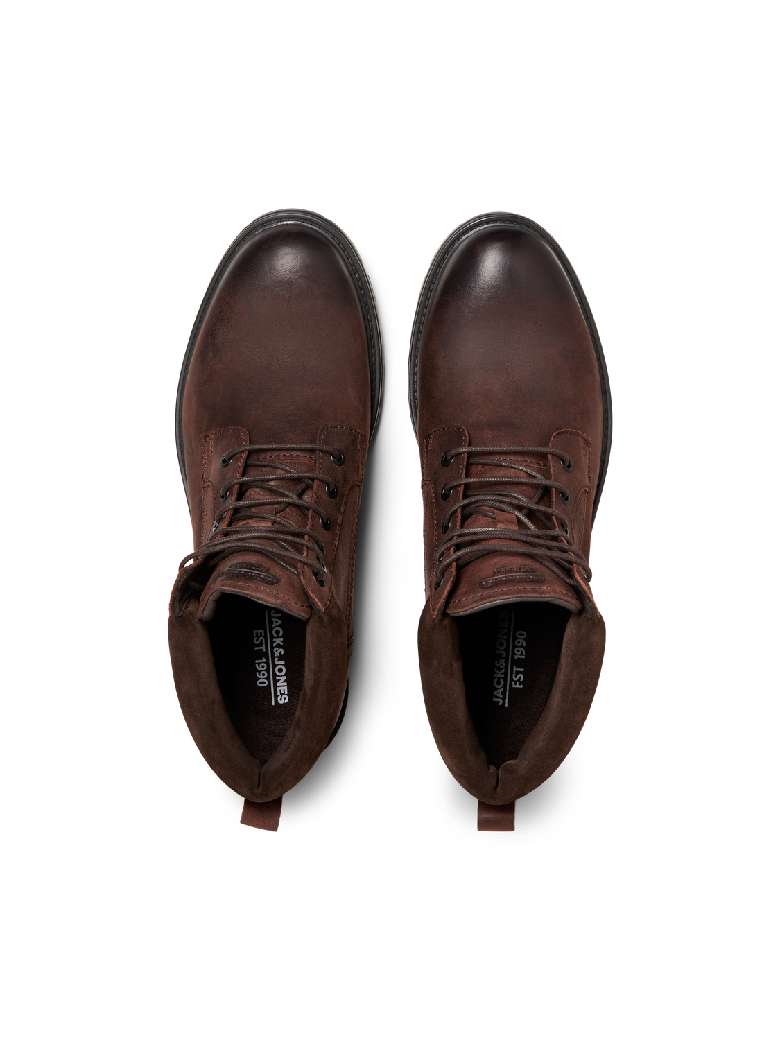 model_shot-front_full