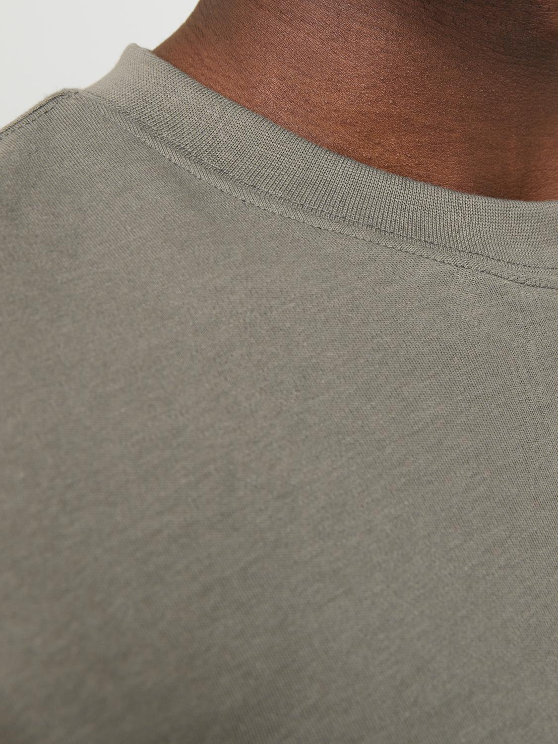 model_shot-detail