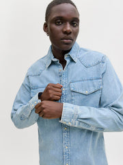 model_shot-creative