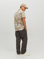 model_shot-back