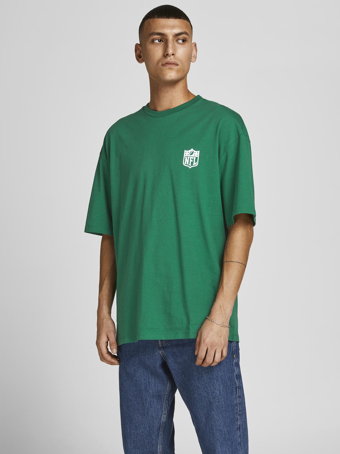 model_shot-front
