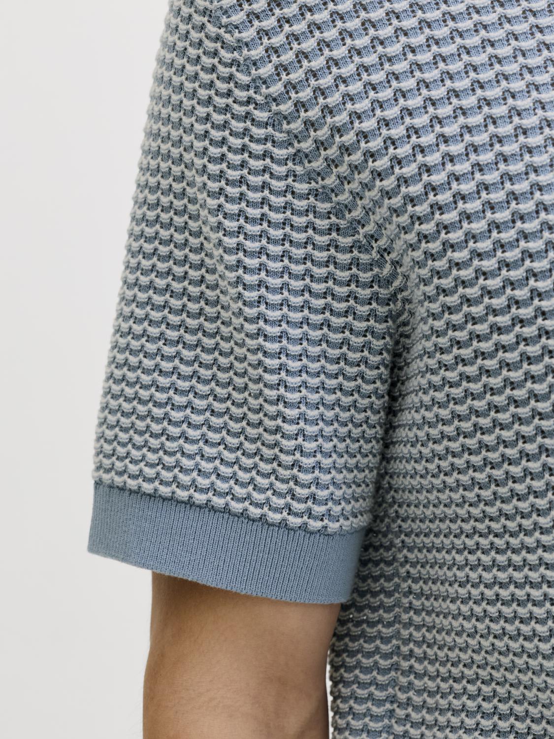 model_shot-detail