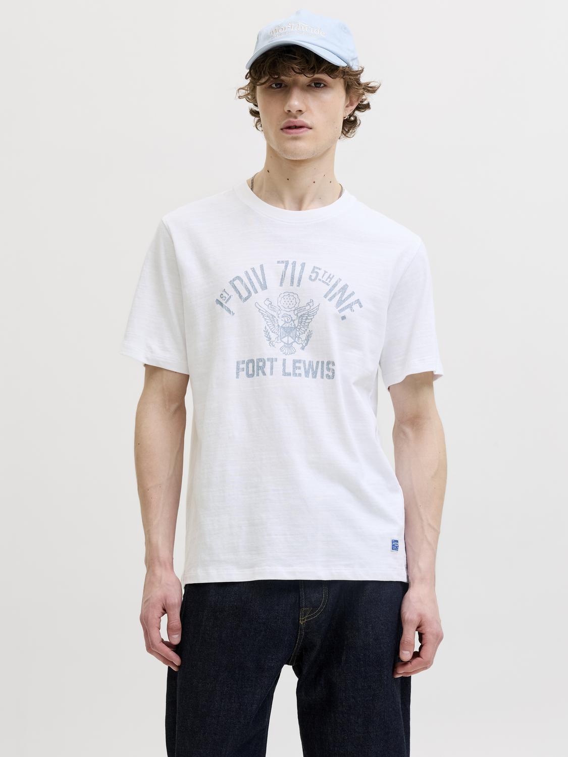 model_shot-front
