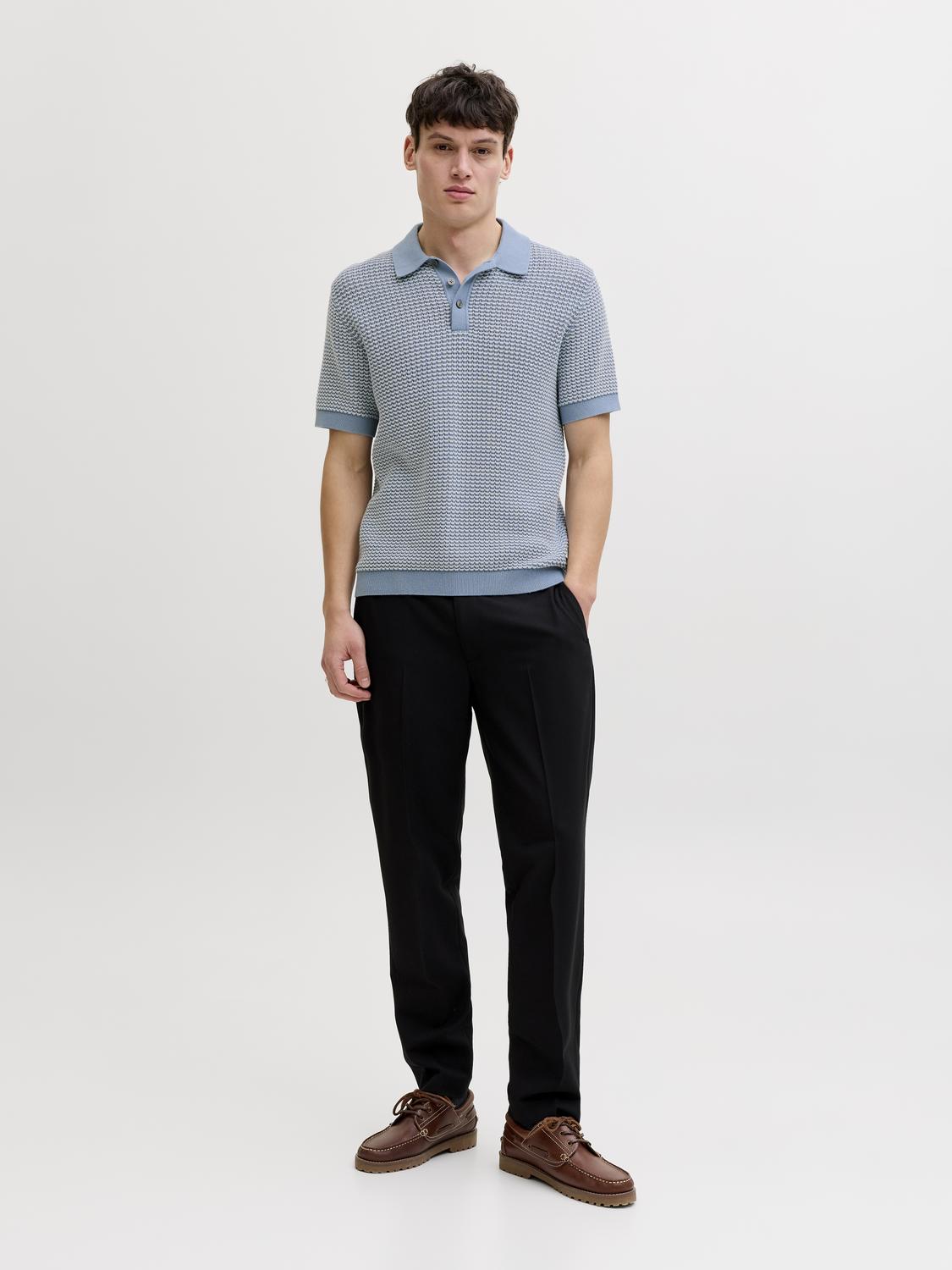 model_shot-front_full