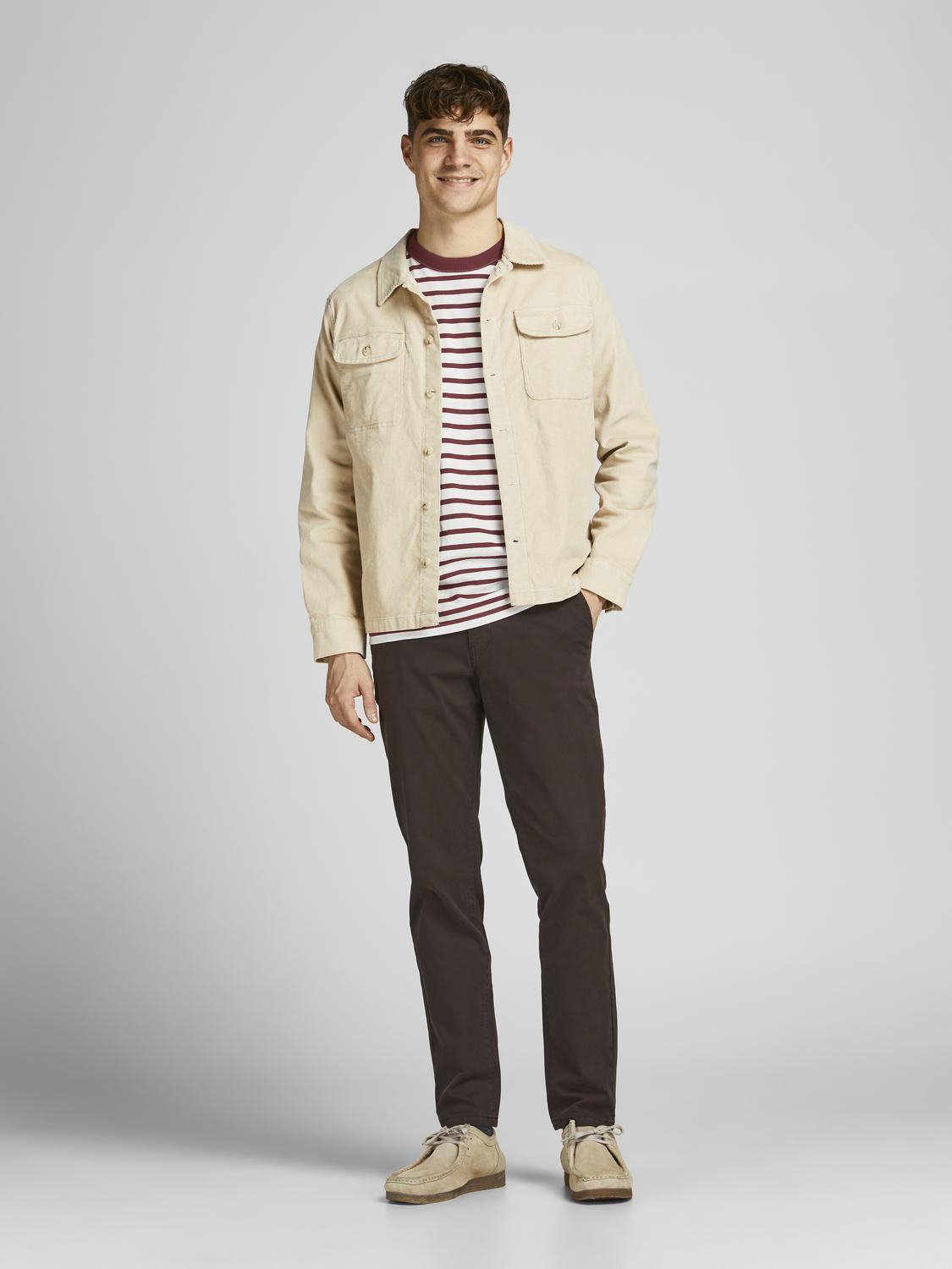 model_shot-front_full