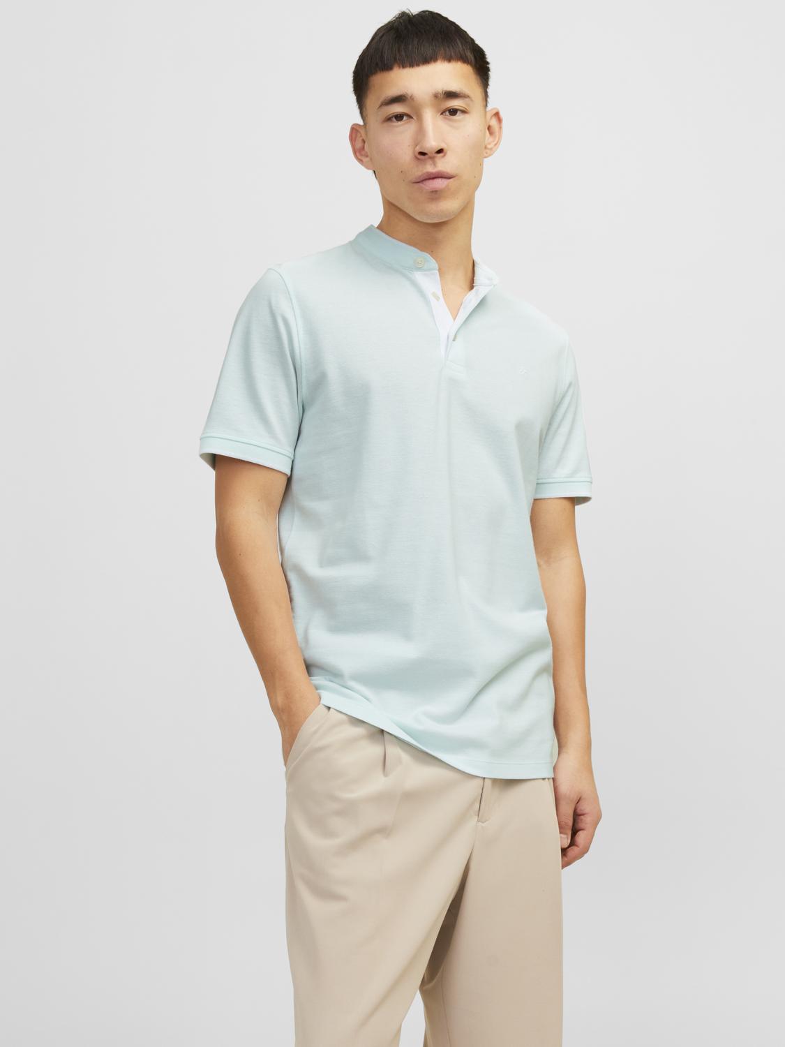 model_shot-front