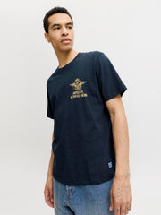 model_shot-creative