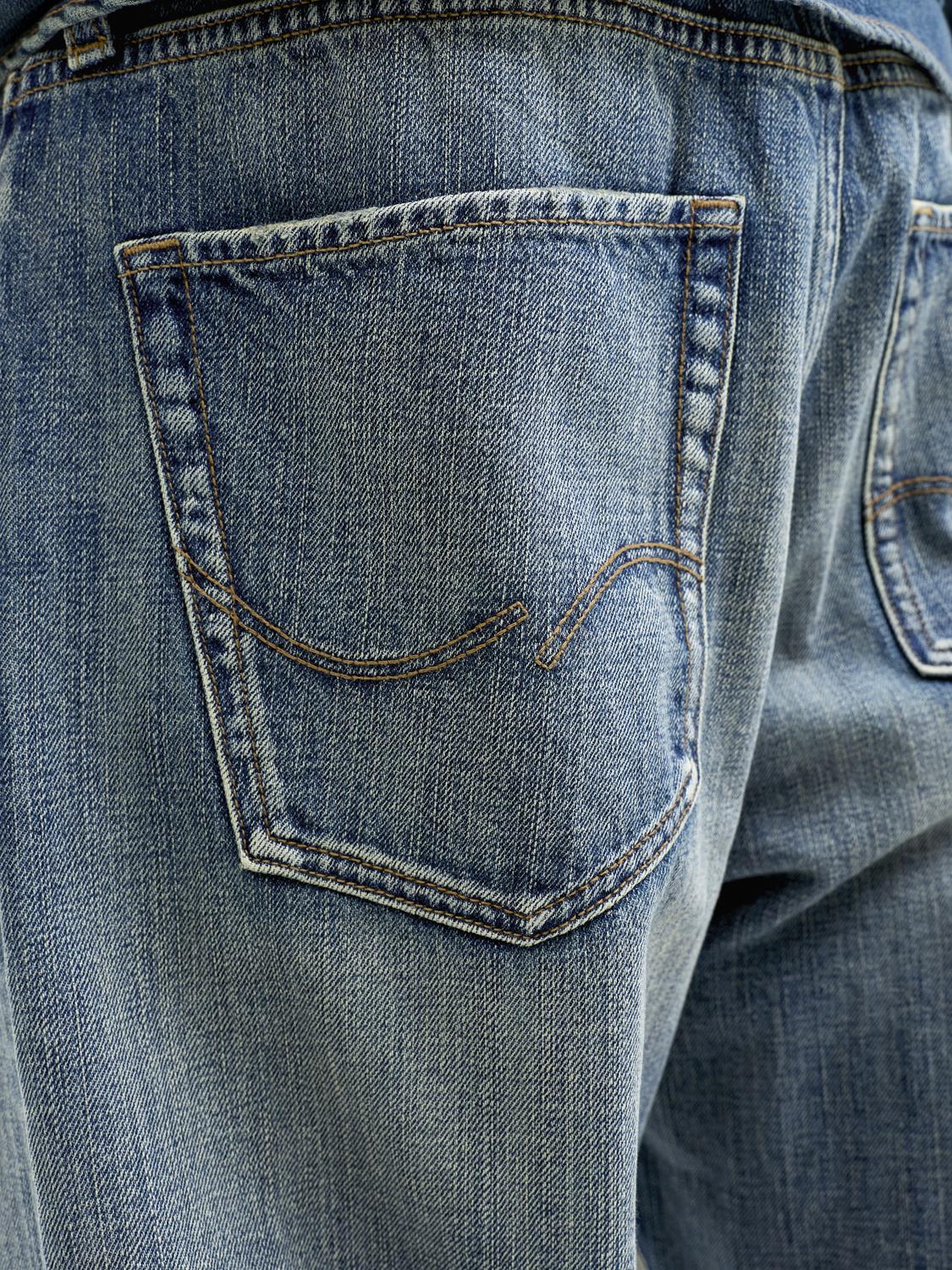 model_shot-detail
