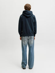 model_shot-back