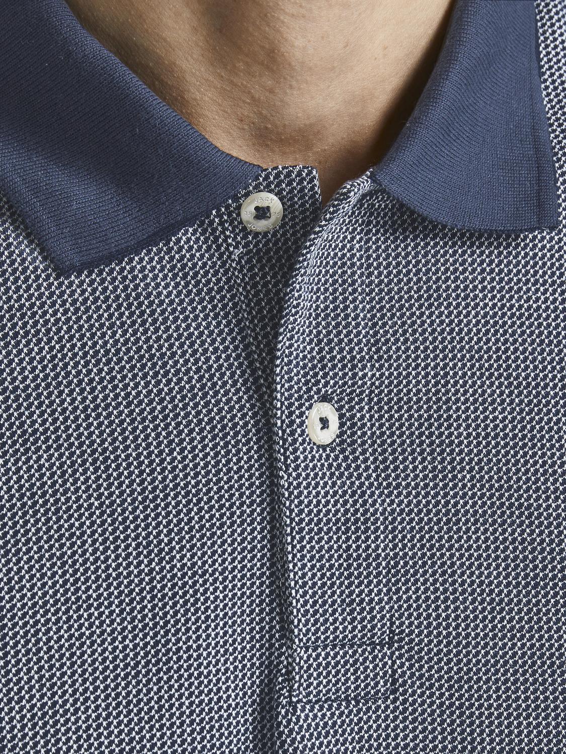 model_shot-detail