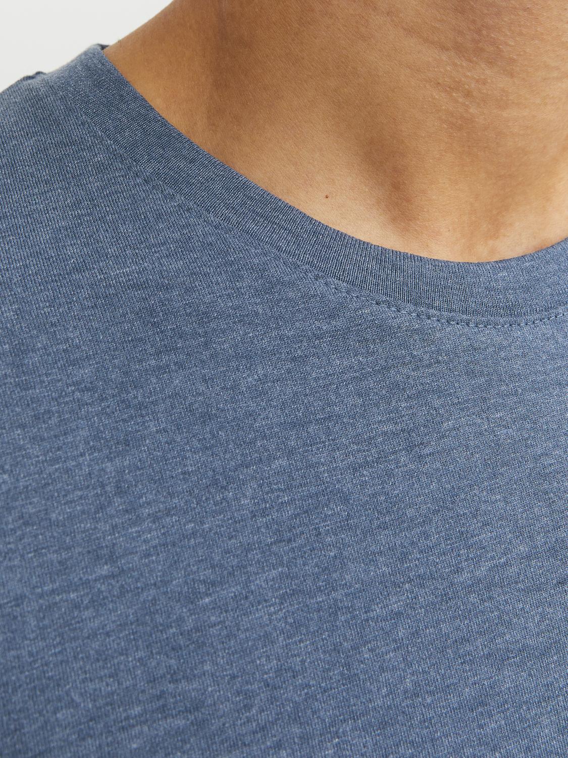 model_shot-detail