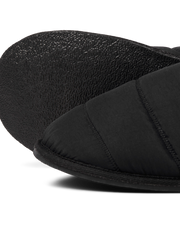 صورة جانبية مزدوجة لشباشب رجالية بلون فحمي