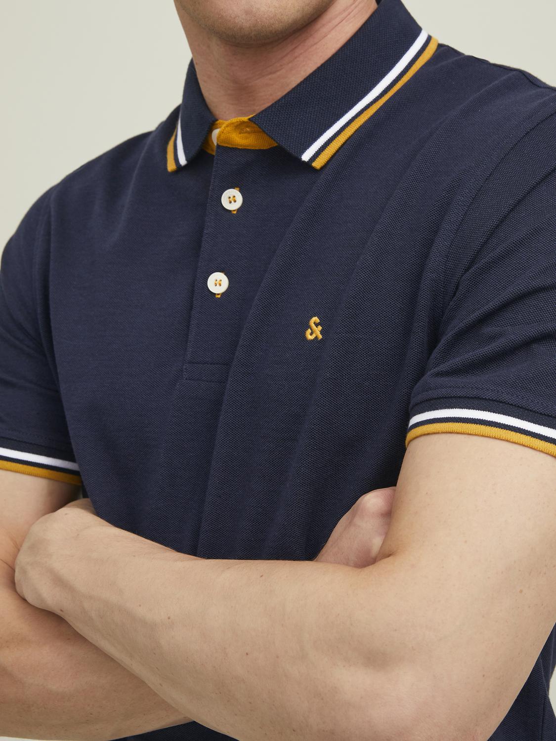 model_shot-detail