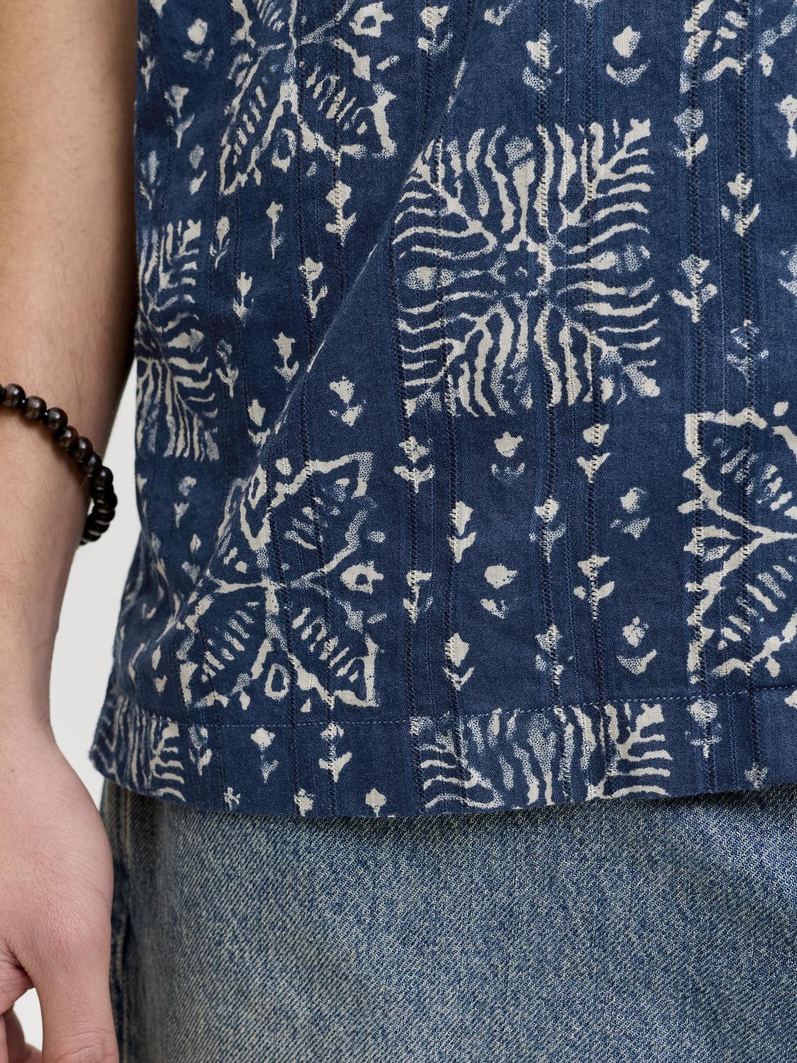 model_shot-detail