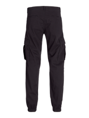 مظهر كامل للبنطلون الكاجوال – من الخلف