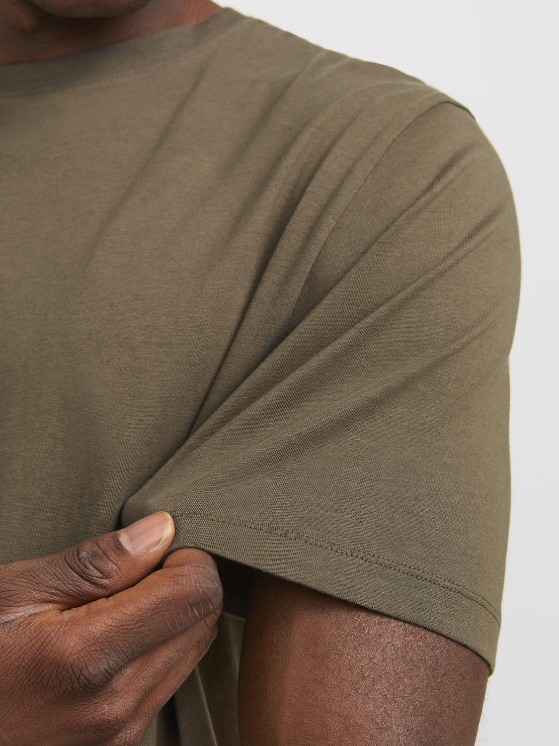 model_shot-detail