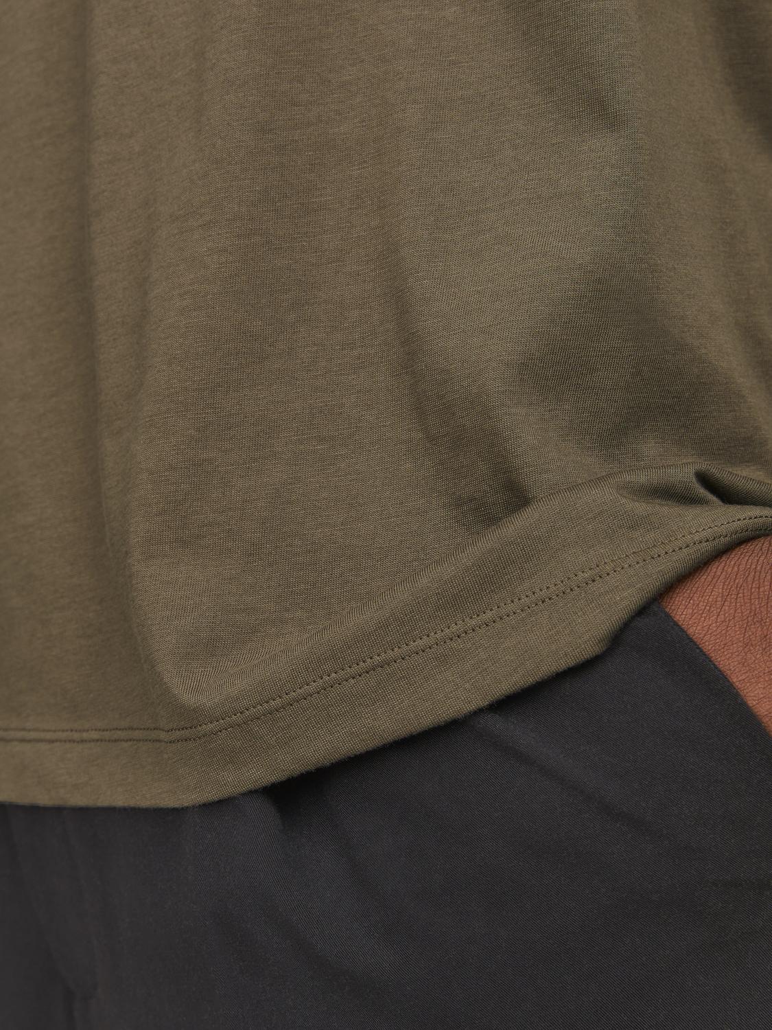 model_shot-detail