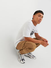 model_shot-creative