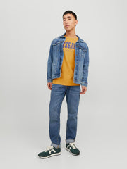 model_shot-front_full