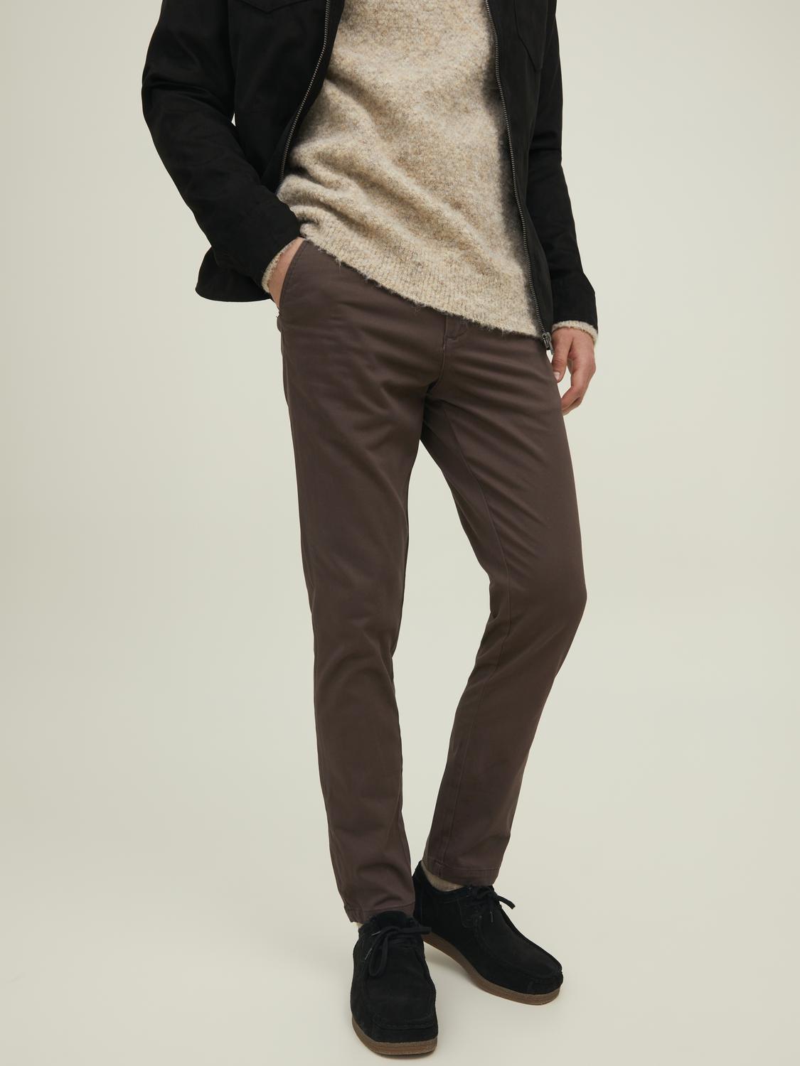 model_shot-front