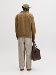 model_shot-back