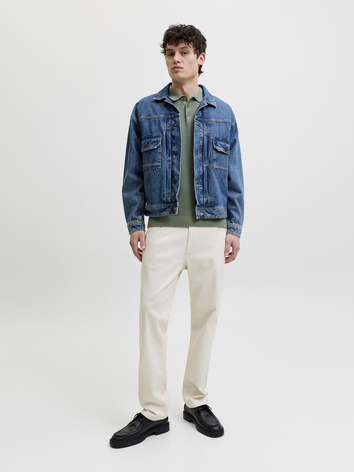 model_shot-front_full
