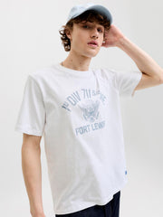 model_shot-creative