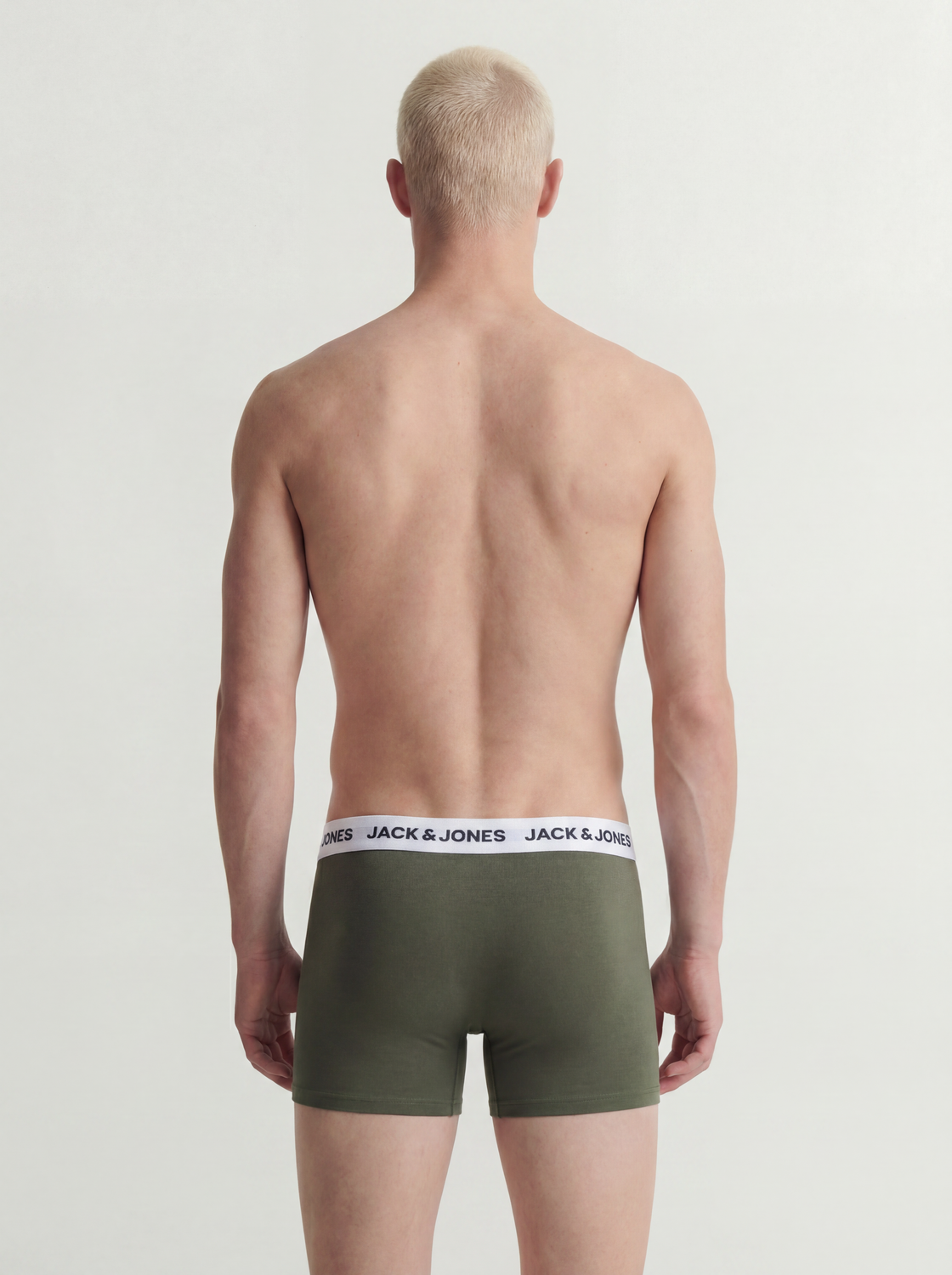model_shot-back