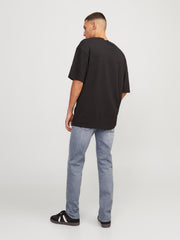 model_shot-back