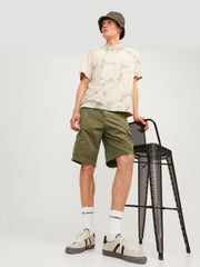 model_shot-creative