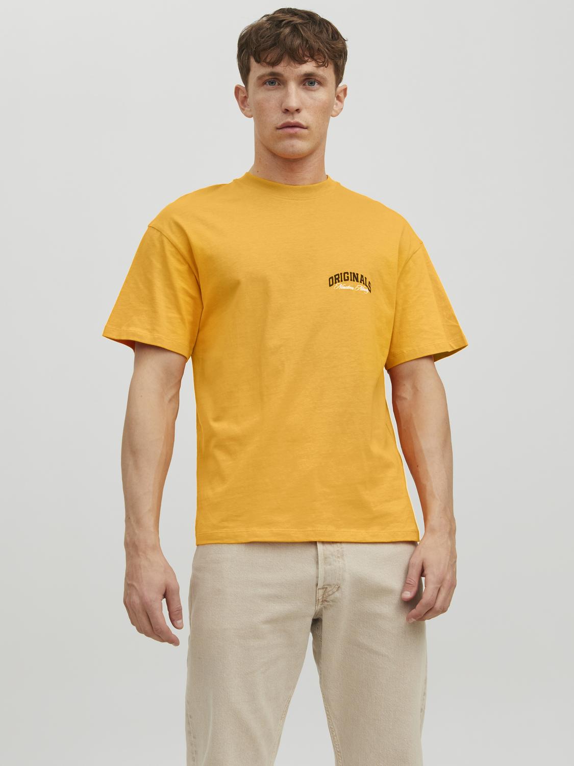 model_shot-front