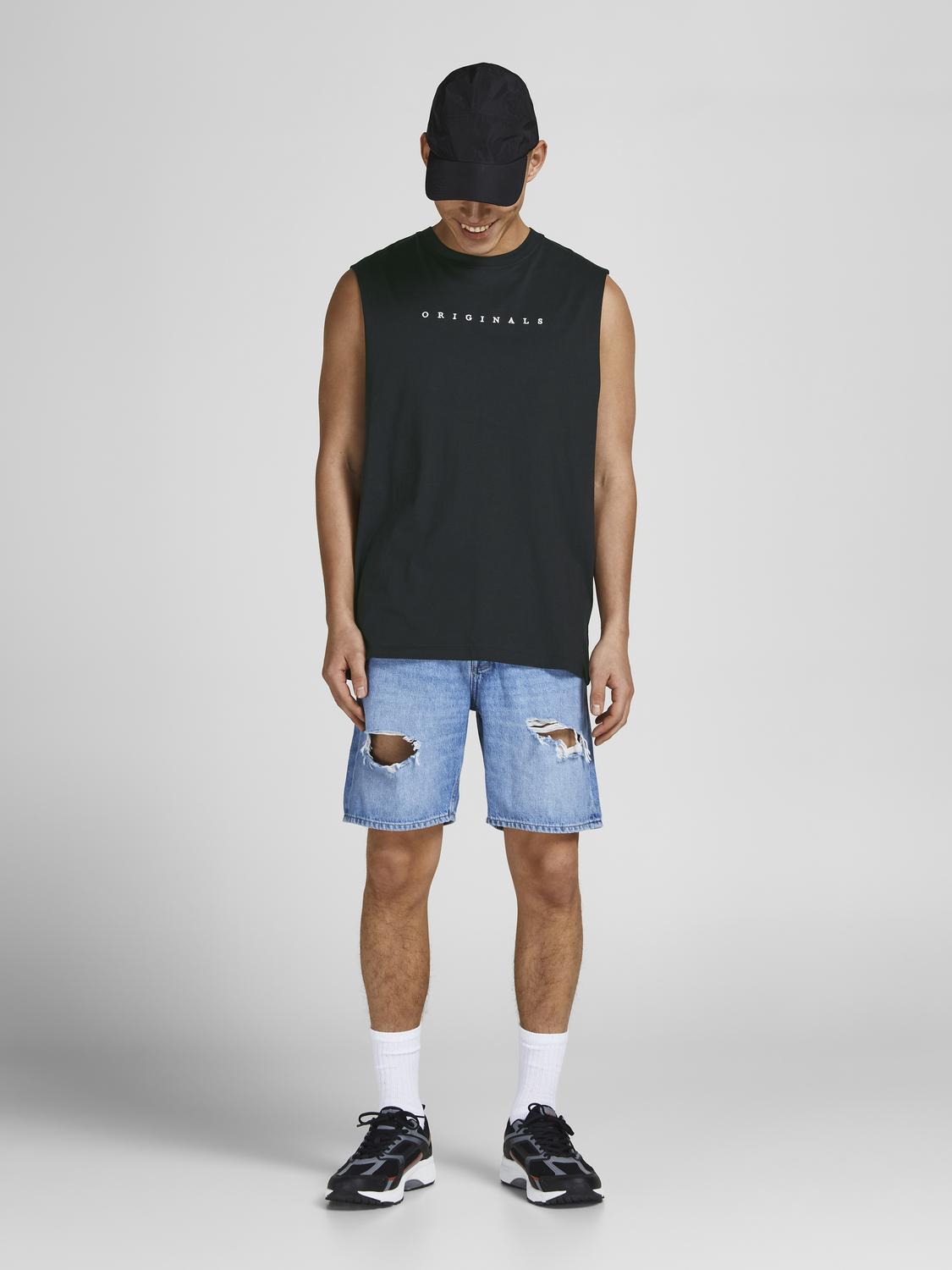 model_shot-front_full