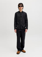 model_shot-front_full