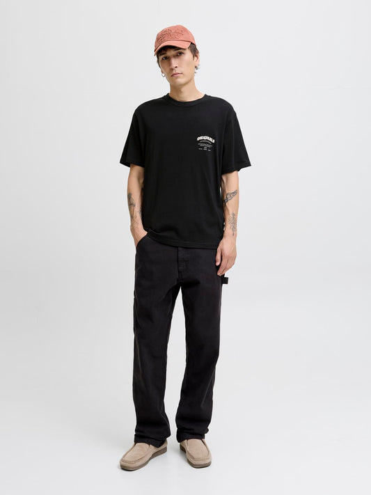 model_shot-front_full