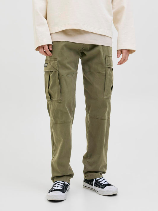 model_shot-front