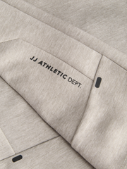 model_shot-detail