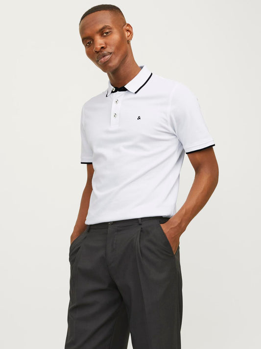 model_shot-front